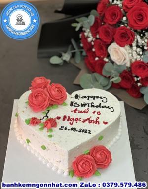 Combo Bánh Kem Và Hoa Tươi 60